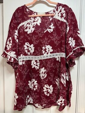 Suzanne Betro Burgundy Floral Lace-Trim V-Neck Tunic